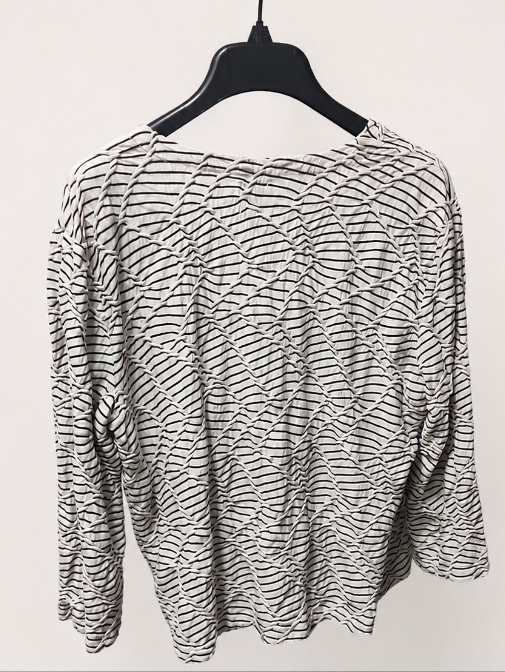 NIC+ZOE Ivory Black Textured Stripe Wrap Top 3/4 Sleeve L - Picture 3 of 14